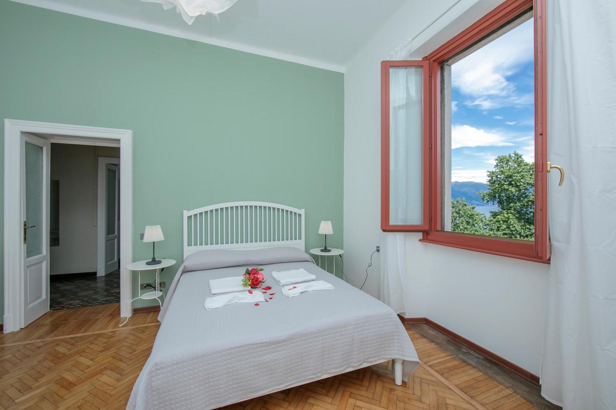 Residenza Oleandro Lake View Luino Center - Happy Rentals Экстерьер фото