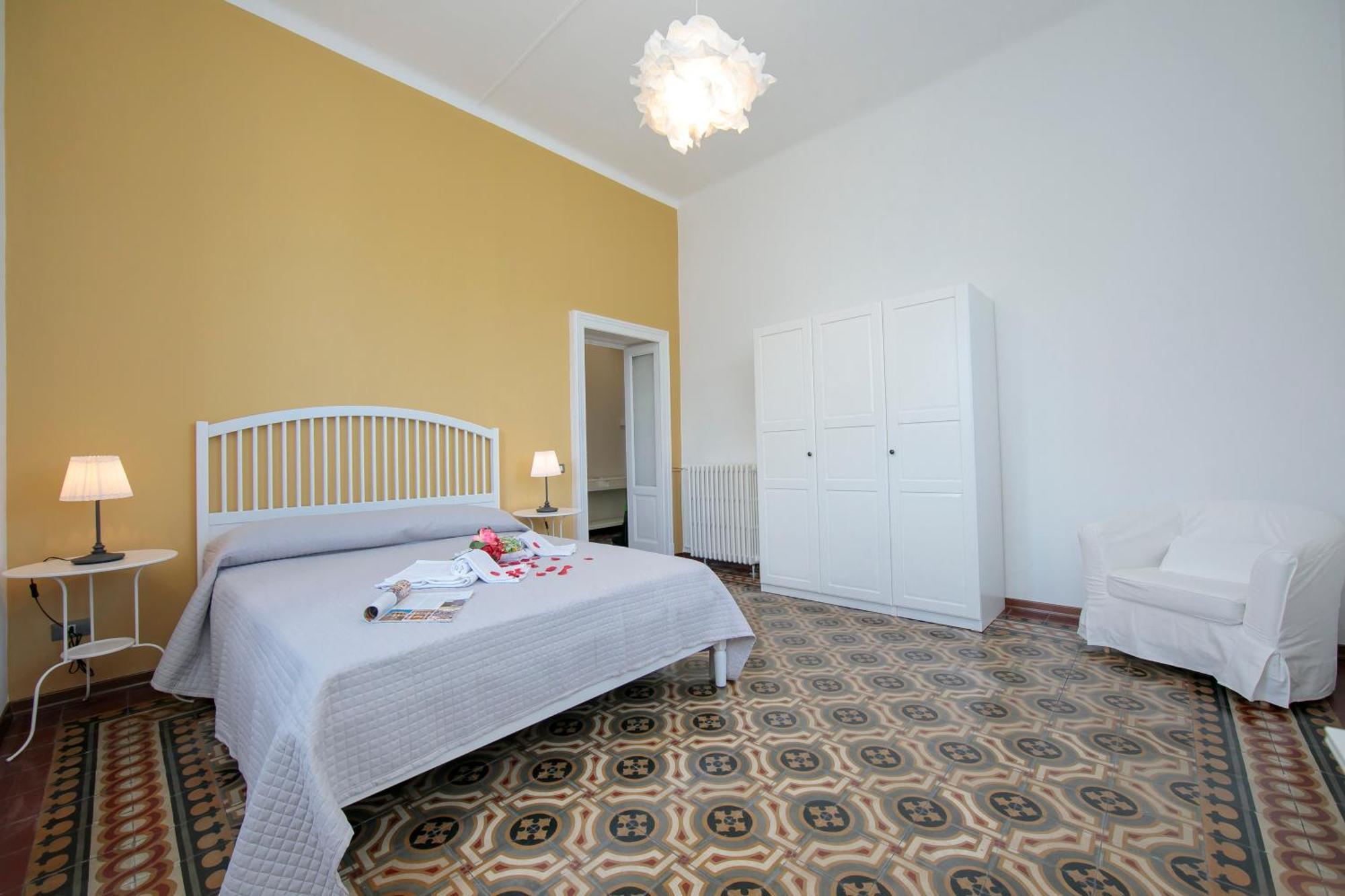 Residenza Oleandro Lake View Luino Center - Happy Rentals Экстерьер фото