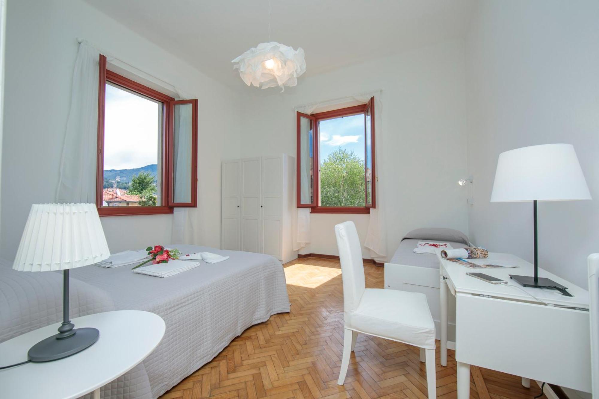 Residenza Oleandro Lake View Luino Center - Happy Rentals Экстерьер фото